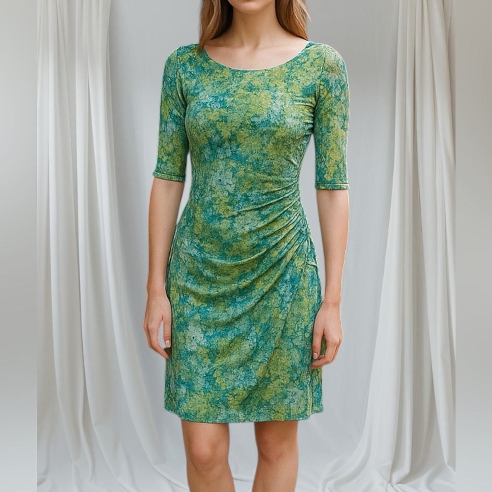 Floral dress size 10, fully lined 3/4 sleeves
